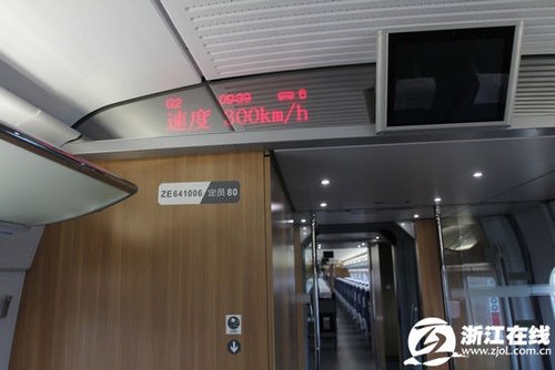 ������������ʦ���г����������������ѹ��