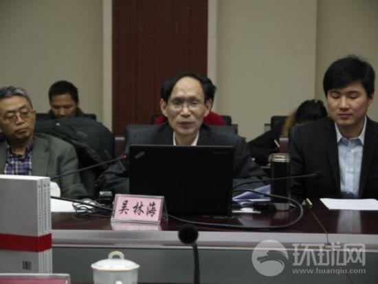 ���ϴ�ѧ���ֺ����ڷ������й�ʳƷ��ȫ��չ���棨2013������