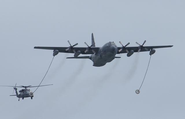 ��������ӥ�������� ����½��ս�������з�Խ